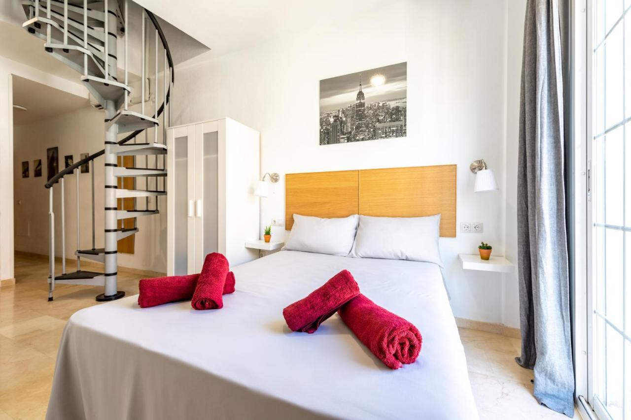 Private Rooftop & Elegant Studio - Center By Rems Lägenhet Málaga Exteriör bild